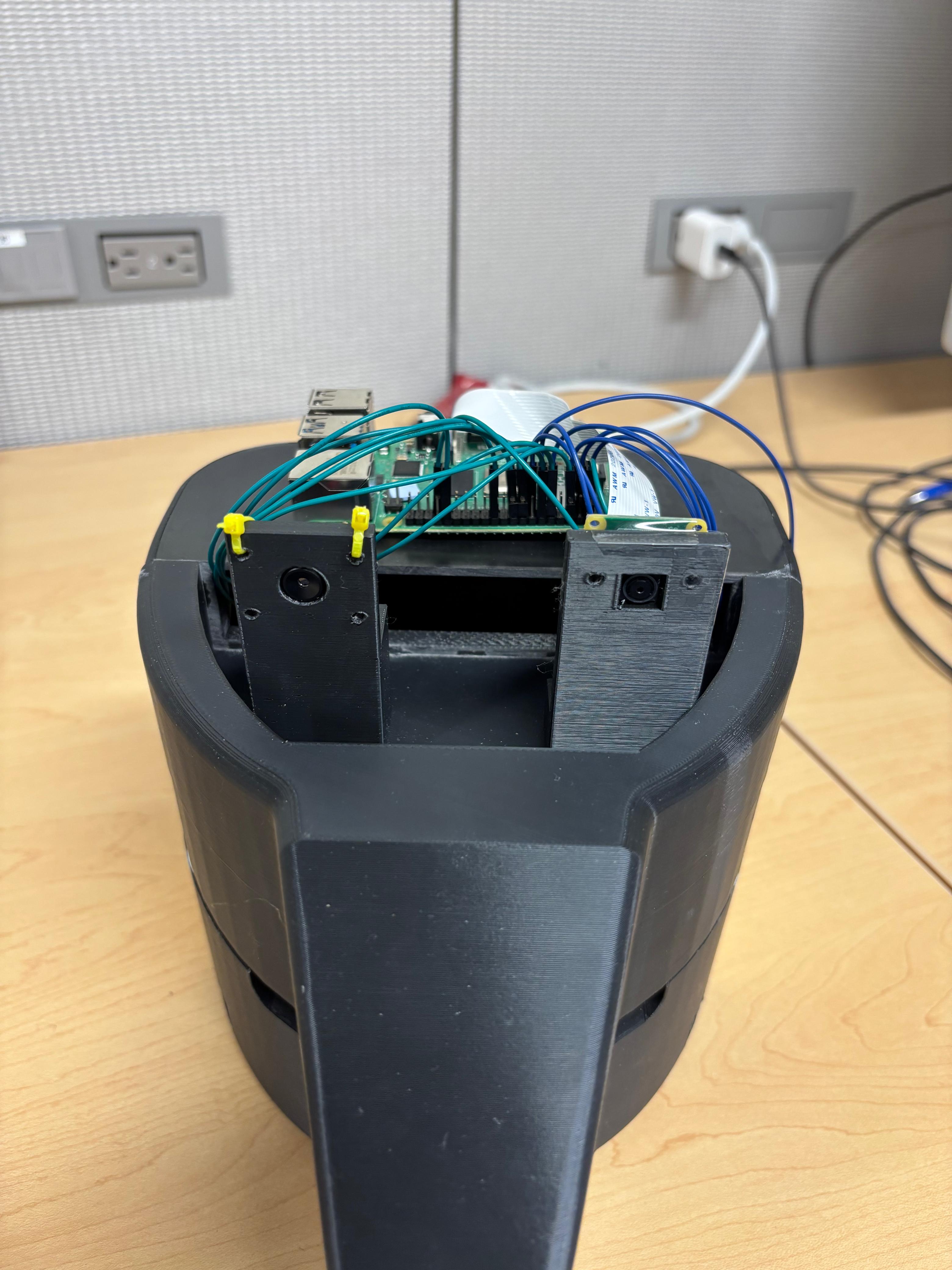 Pit Viper Inspired Dual Sensing Robot